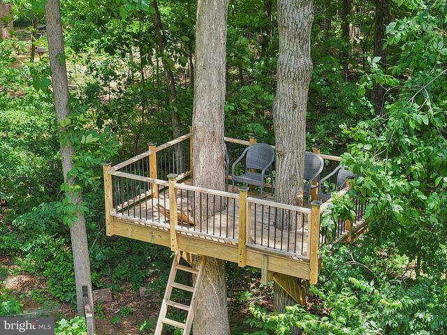 2763 TOWNSHIP RD, Riegelsville, PA 18077