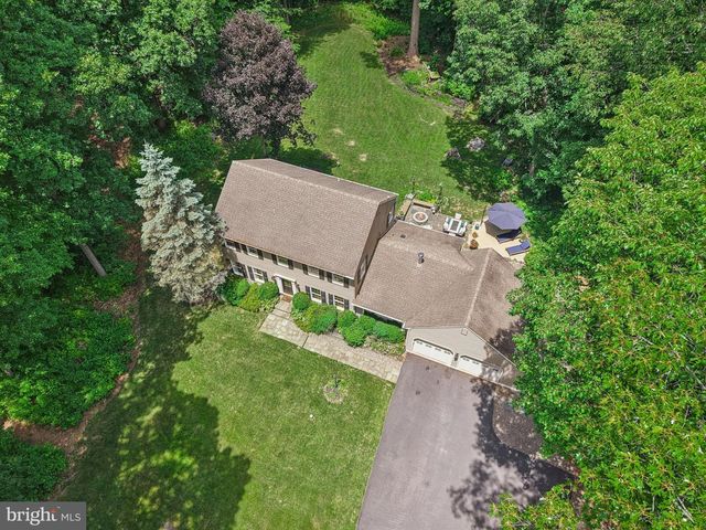 2763 TOWNSHIP RD, Riegelsville, PA 18077