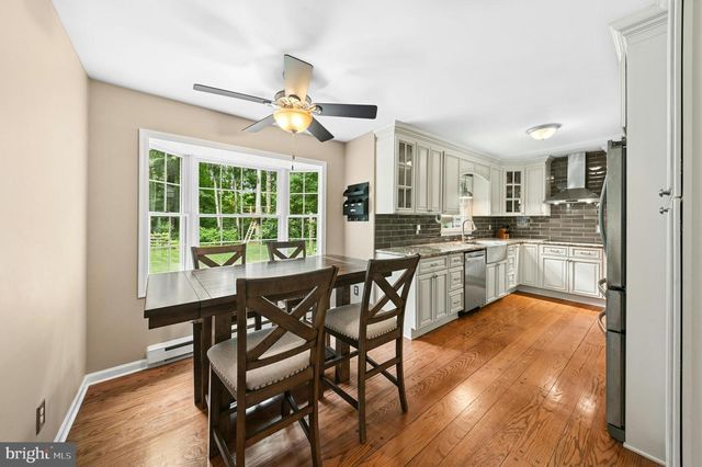 2763 TOWNSHIP RD, Riegelsville, PA 18077