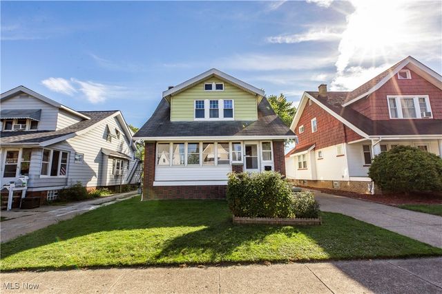 6211 Luelda Avenue, Parma, OH 44129