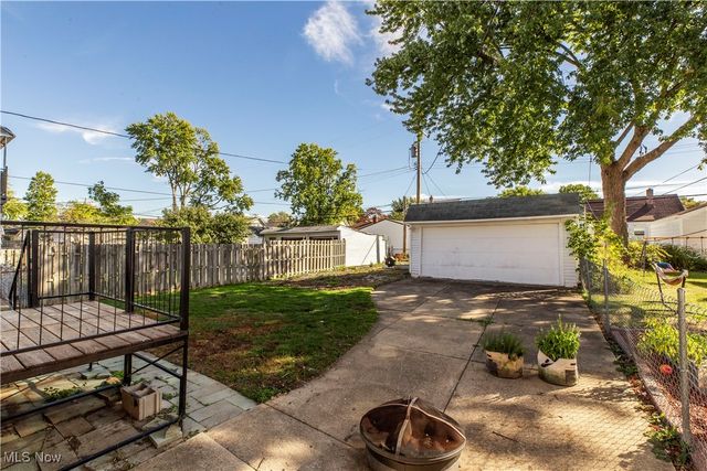 6211 Luelda Avenue, Parma, OH 44129