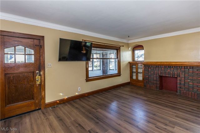 6211 Luelda Avenue, Parma, OH 44129