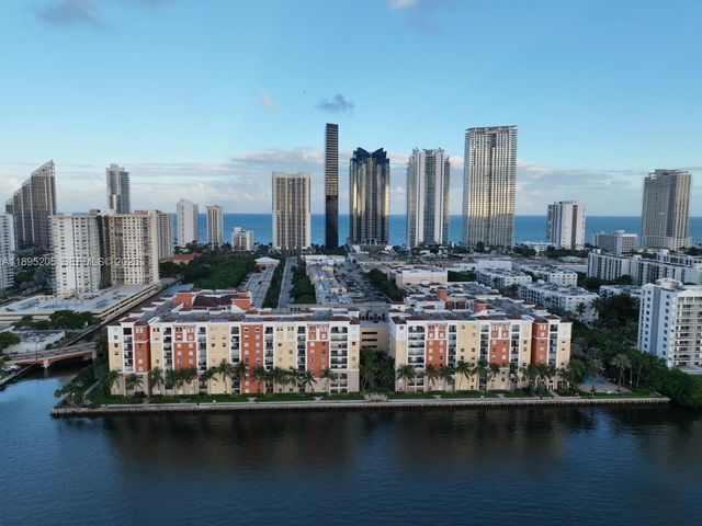 17125 N Bay Road 3402, Sunny Isles Beach, FL 33160