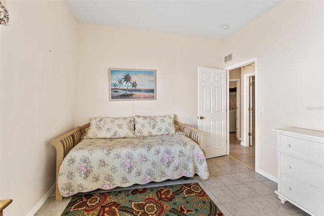 16 LONDON DRIVE, Palm Coast, FL 32137