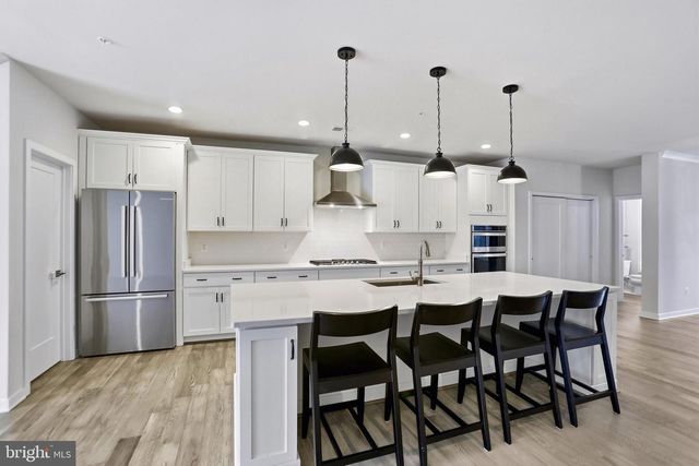 23553 BINGLEY MANOR TER, Ashburn, VA 20148