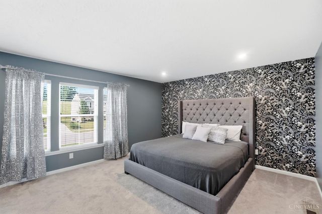 2794 Buckridge Drive, Cincinnati, OH 45233