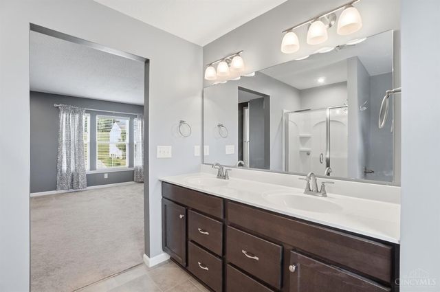 2794 Buckridge Drive, Cincinnati, OH 45233