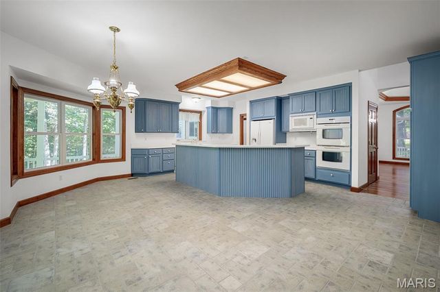 12 Ellerman Oaks Court, Foristell, MO 63348