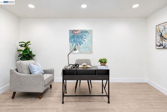 38288 Paseo Padre Pkwy, Fremont, CA 94536