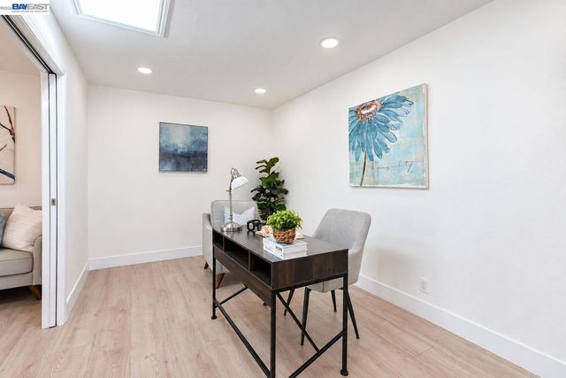 38288 Paseo Padre Pkwy, Fremont, CA 94536
