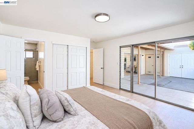 38288 Paseo Padre Pkwy, Fremont, CA 94536