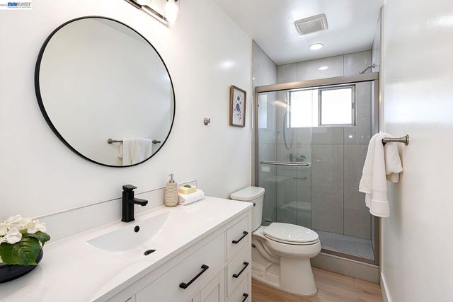 38288 Paseo Padre Pkwy, Fremont, CA 94536