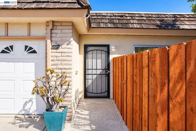 38288 Paseo Padre Pkwy, Fremont, CA 94536