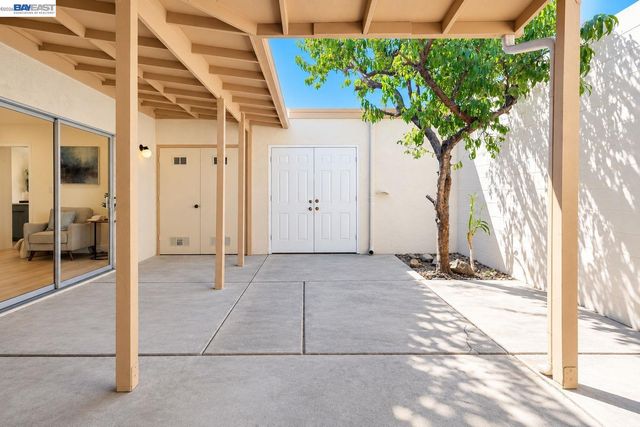 38288 Paseo Padre Pkwy, Fremont, CA 94536