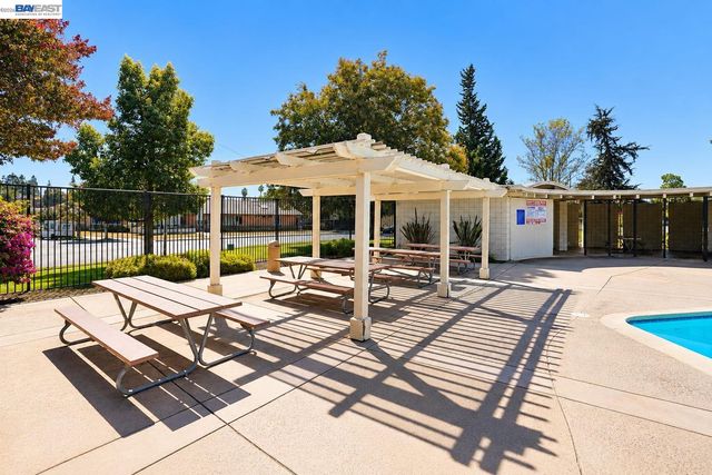 38288 Paseo Padre Pkwy, Fremont, CA 94536