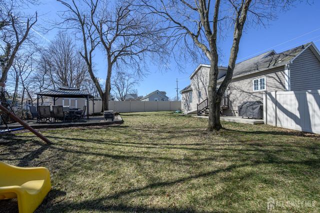 66 Half Acre Road, Jamesburg, NJ 08831