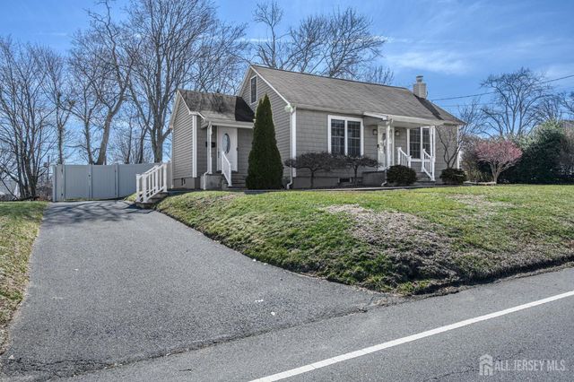 66 Half Acre Road, Jamesburg, NJ 08831