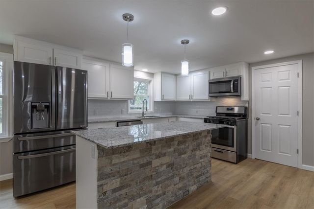 306 S Ozark Street, Prairie Grove, AR 72753