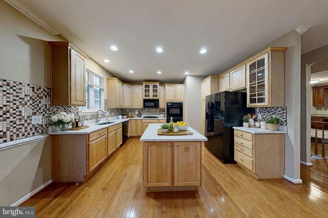 9321 HUNDITH HILL CT, Lorton, VA 22079