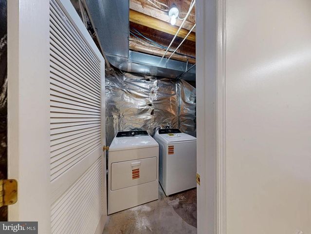 9321 HUNDITH HILL CT, Lorton, VA 22079