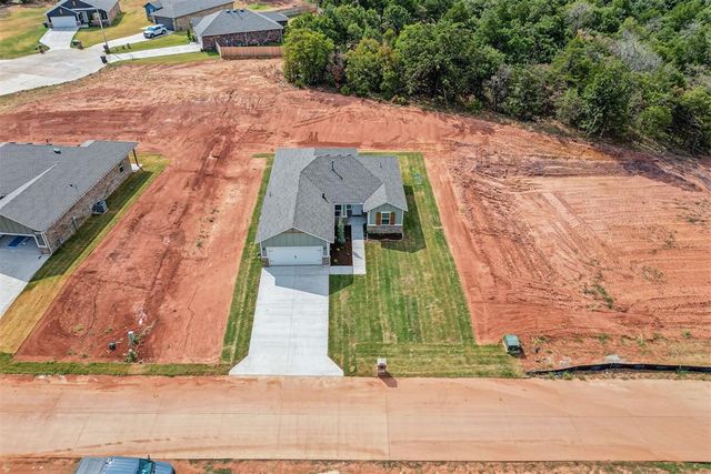 441 Stella Trail, Guthrie, OK 73044