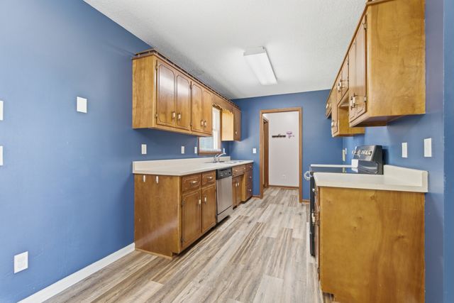 609 Hawkersmith Rd, Tullahoma, TN 37388