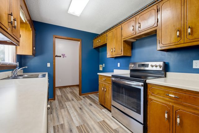 609 Hawkersmith Rd, Tullahoma, TN 37388