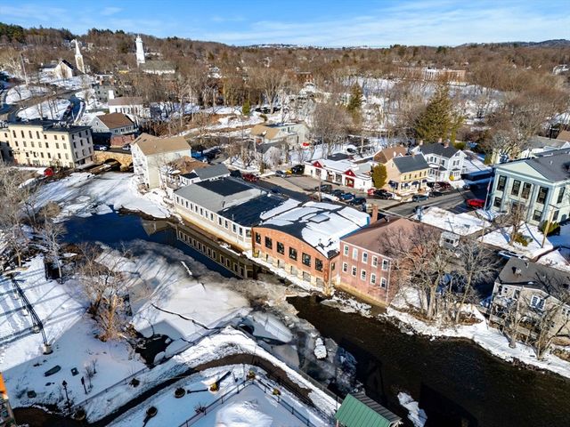 41 S Main St, Ipswich, MA 01938