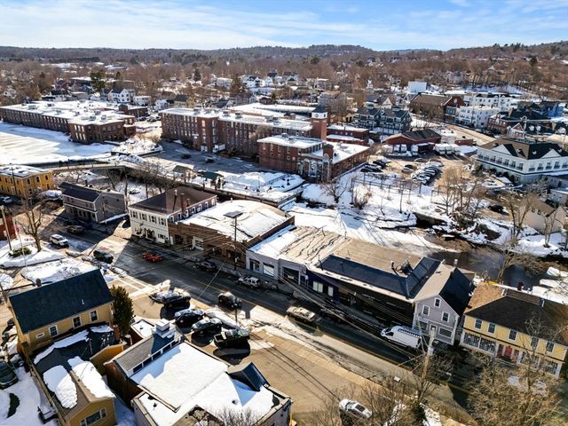 41 S Main St, Ipswich, MA 01938