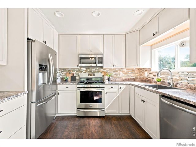 9202 W 94th Avenue, Broomfield, CO 80021