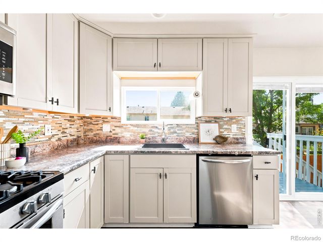 9202 W 94th Avenue, Broomfield, CO 80021
