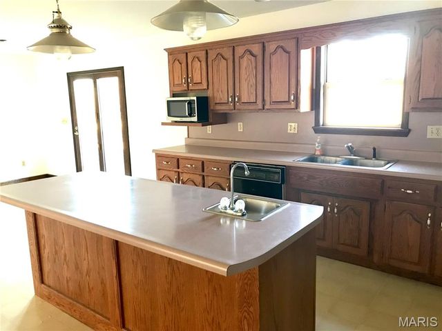 14275 Camden Lane, Dixon, MO 65459