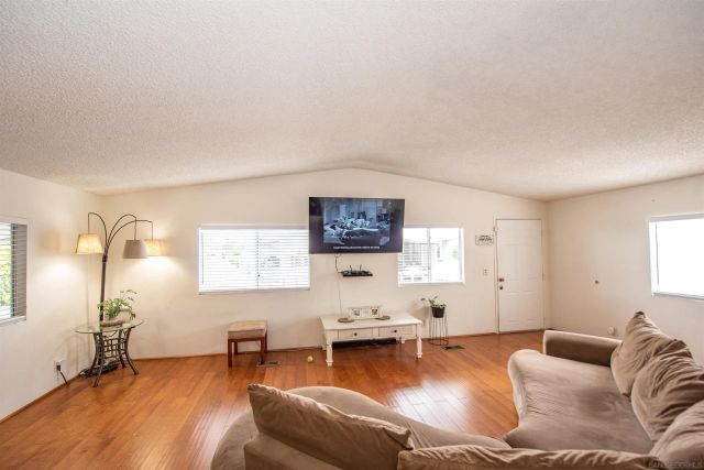 1285 E Washington Ave 113, El Cajon, CA 92019