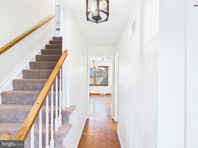 415 SIOUX DR, Mechanicsburg, PA 17050