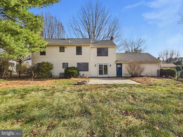 415 SIOUX DR, Mechanicsburg, PA 17050