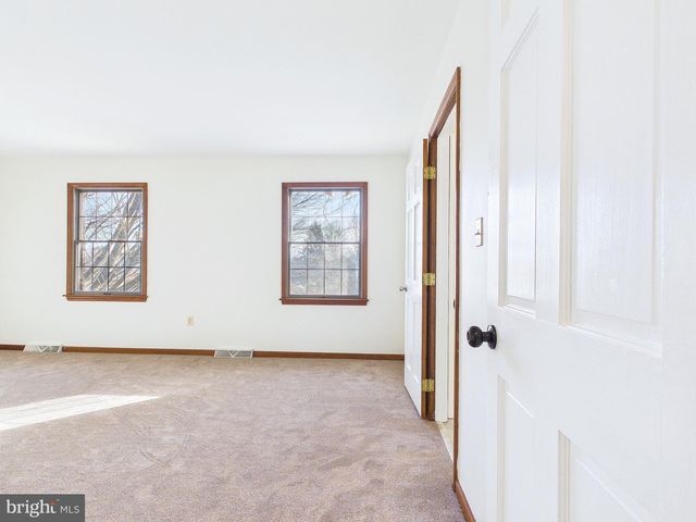 415 SIOUX DR, Mechanicsburg, PA 17050