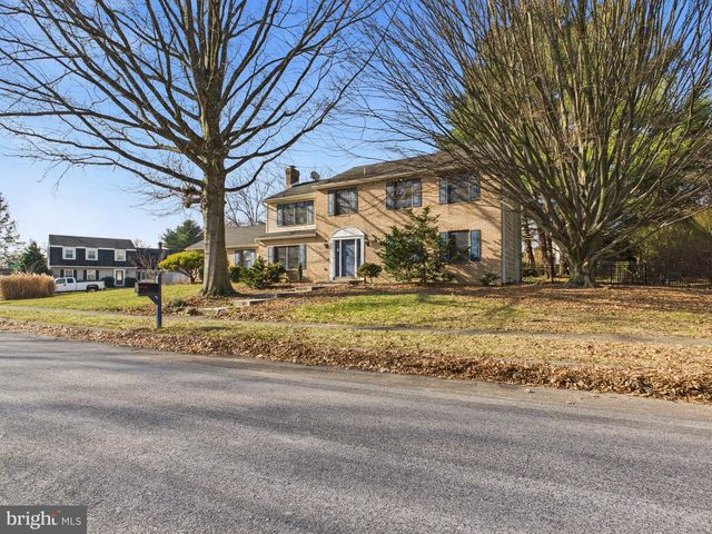 415 SIOUX DR, Mechanicsburg, PA 17050