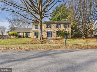 415 SIOUX DR, Mechanicsburg, PA 17050