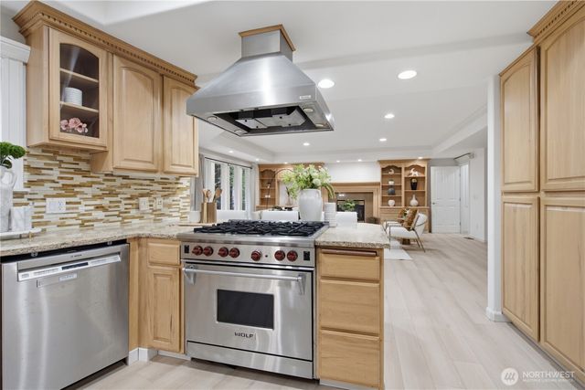 3697 134th Ave SE, Bellevue, WA 98006