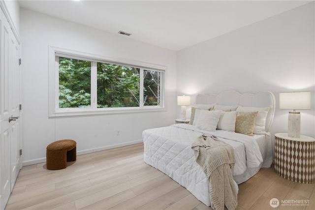 3697 134th Ave SE, Bellevue, WA 98006