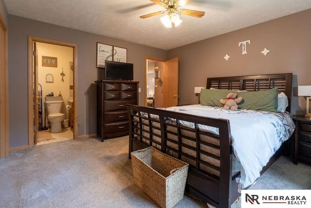 1501 SW 22nd Street, Lincoln, NE 68522