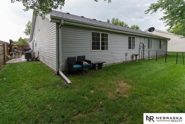 1501 SW 22nd Street, Lincoln, NE 68522