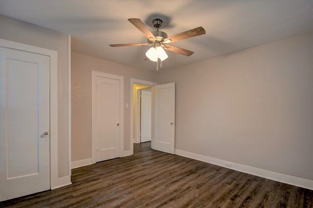 1707-B E Main St, Kerrville, TX 78028