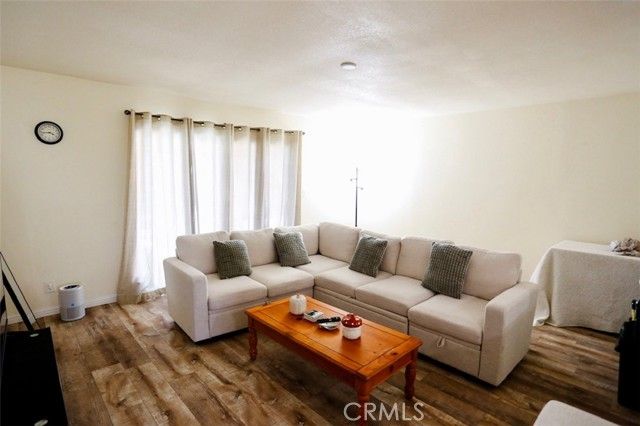 1050 Athena Court, Riverside, CA 92507