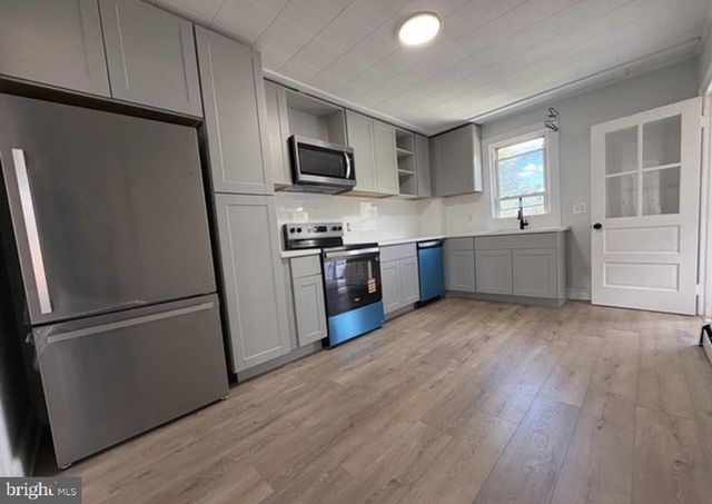 809 MULBERRY AVE, Hagerstown, MD 21742