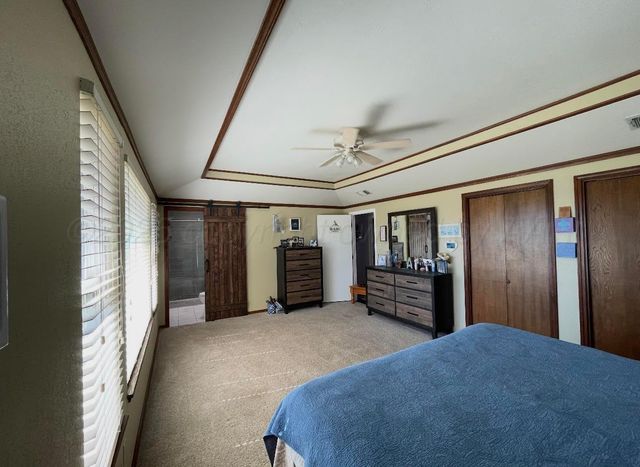 1010 W 8th Street, Clarendon, TX 79226