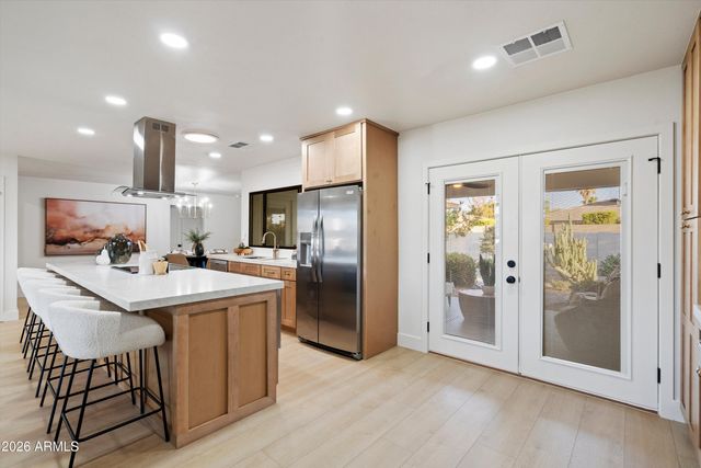 1019 E WATSON Drive, Tempe, AZ 85283