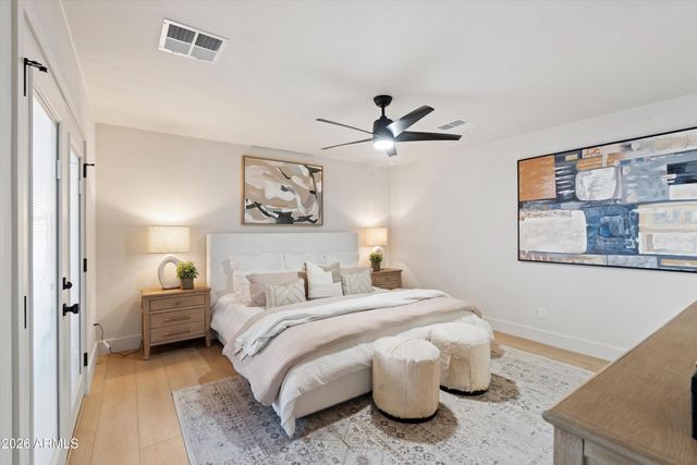 1019 E WATSON Drive, Tempe, AZ 85283