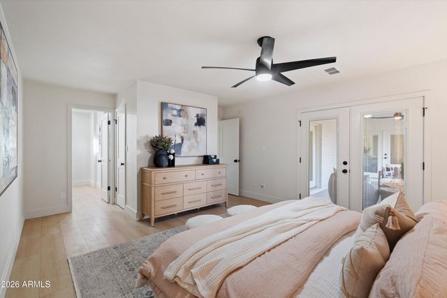 1019 E WATSON Drive, Tempe, AZ 85283