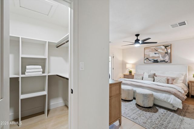 1019 E WATSON Drive, Tempe, AZ 85283